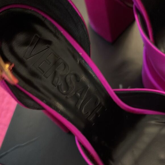 Versace Women's Pink satin Platform Heels, US8 - Picture 11 of 12